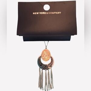 NEW YORK‎ & CO YELLOW FACET SILVERTONE NECKLACE